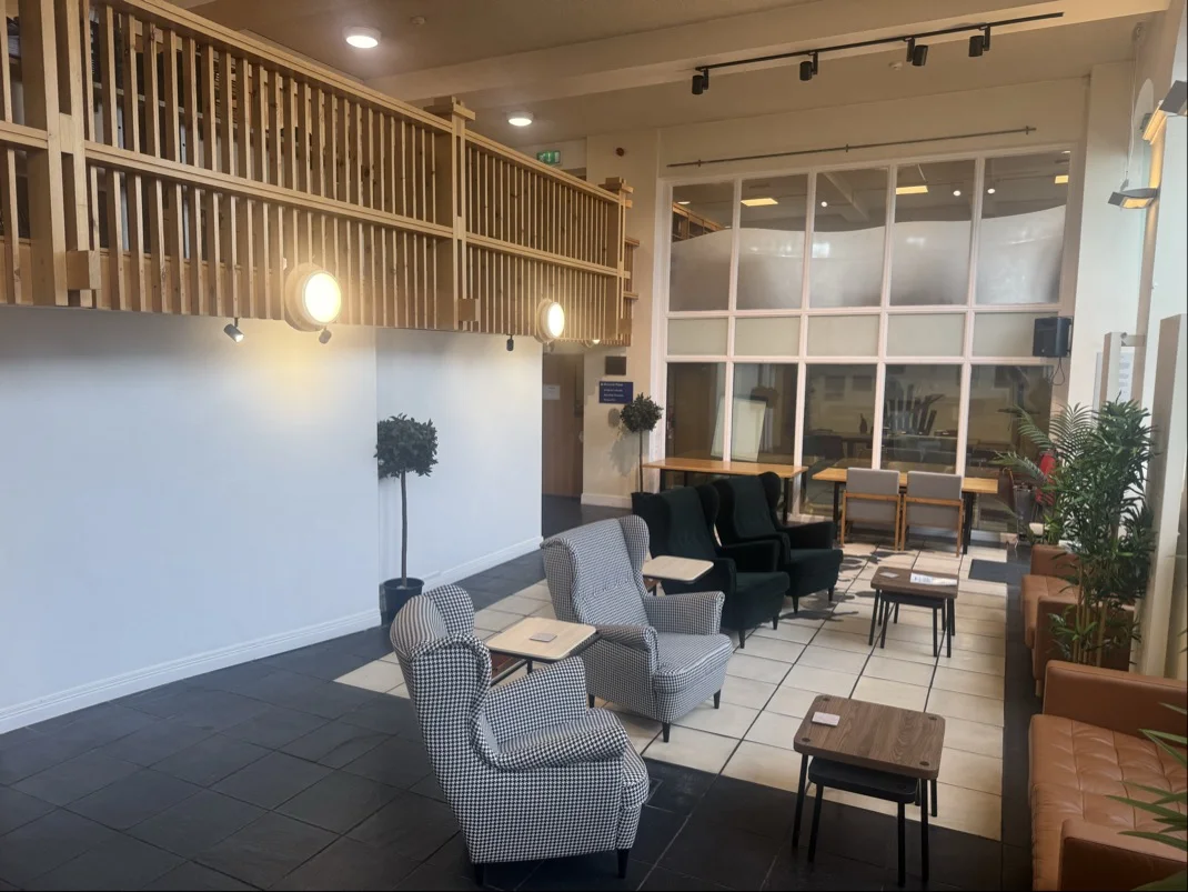 Foyer 1